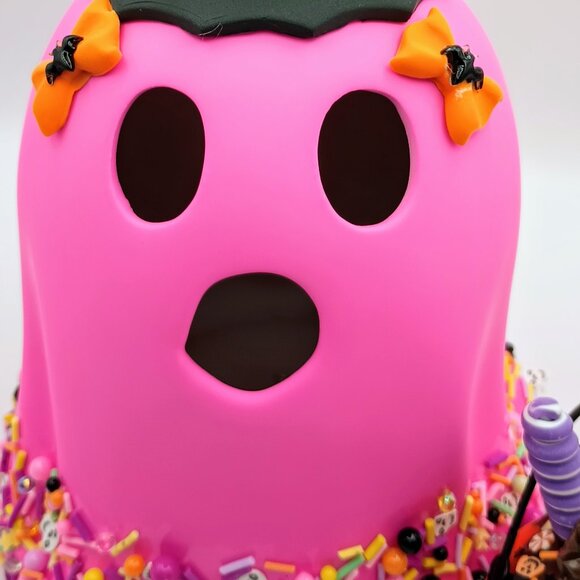 Lighted Halloween Ghost with Witch Hat & Pumpkin Pail – Glow-in-the-Dark Spooky - Picture 7 of 7